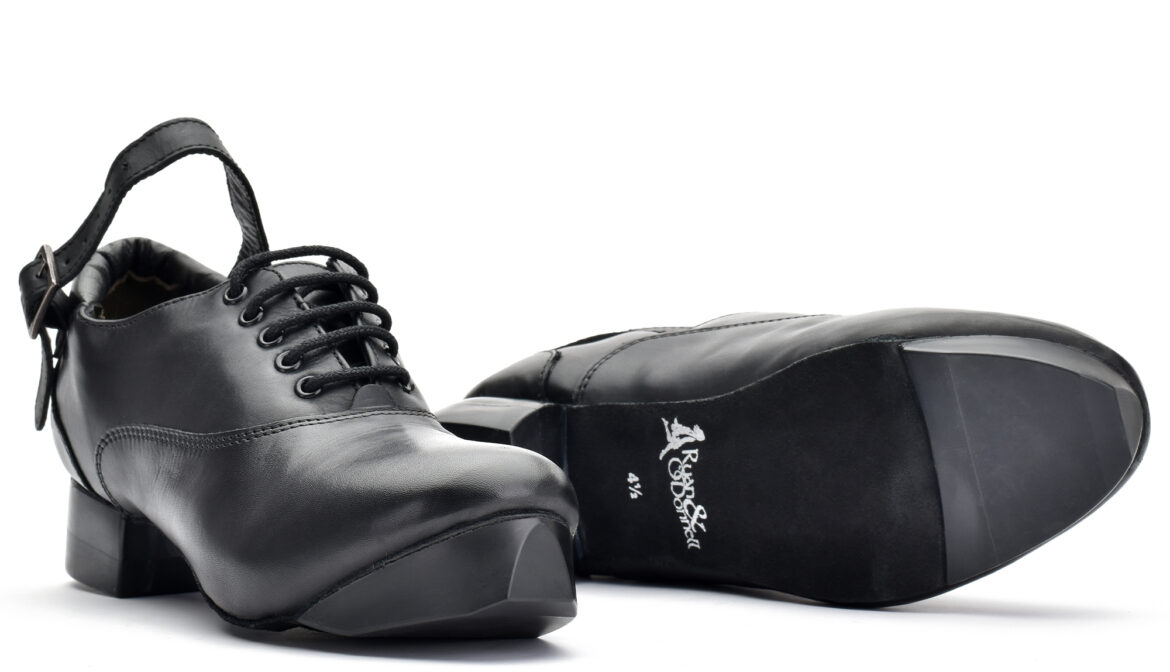 Classic Hard Irish Dance Shoes front sole view